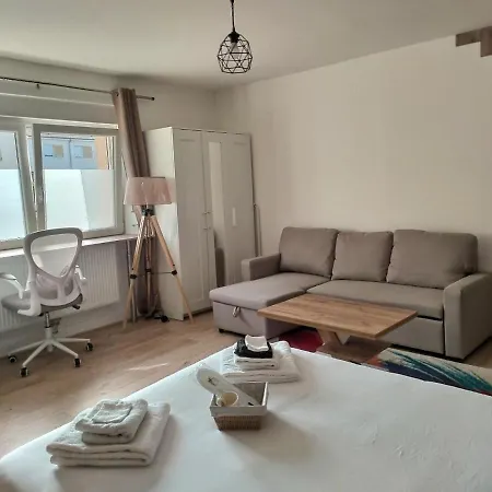 Spacieux 120m - 3ch' - 9pers' - 4tv - Streaming Lejlighed