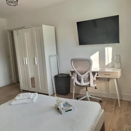 Spacieux 120m - 3ch' - 9pers' - 4tv - Streaming Lejlighed Woippy